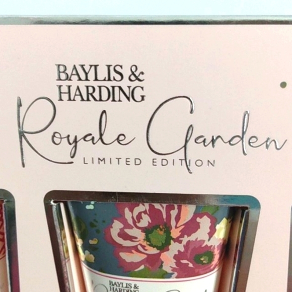 BAYLIS & HARDING ROYALE GARDEN LIMITED EDITION HAND CREAM LOTION 3-PC SET NWT - Picture 7 of 9